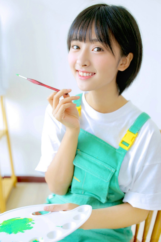 小美女薄纱遮体室内唯美私房照写真图片下载