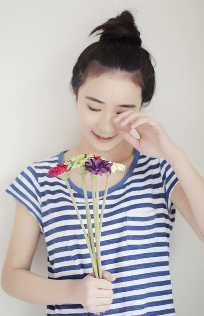 美胸美女杨晓青儿性感****图片下载