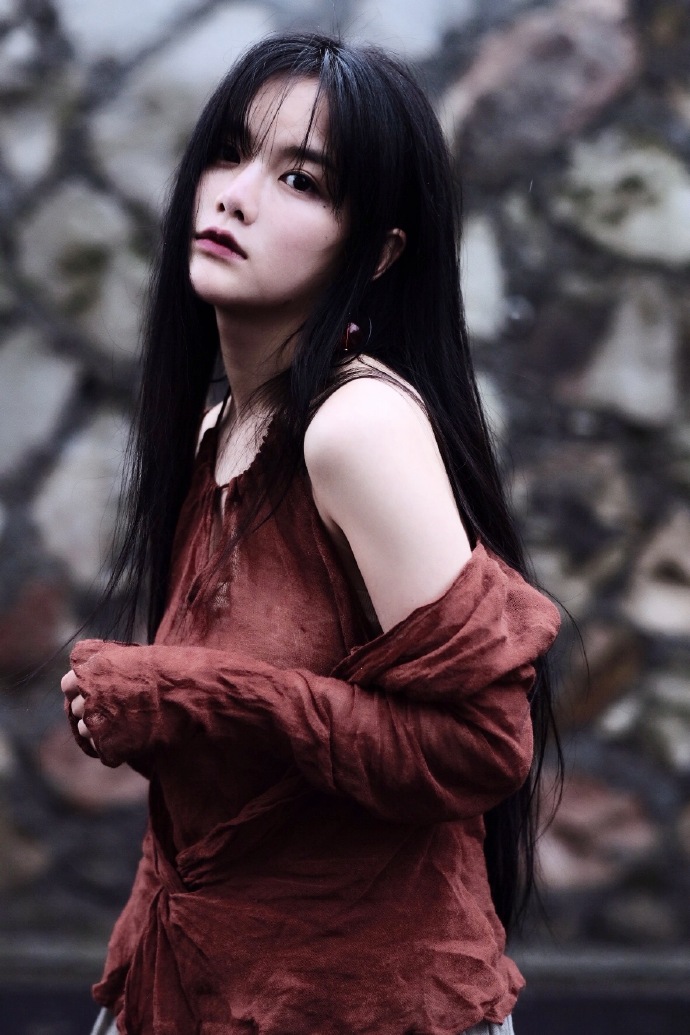 腿模Vicni学生制服私房******美女图片