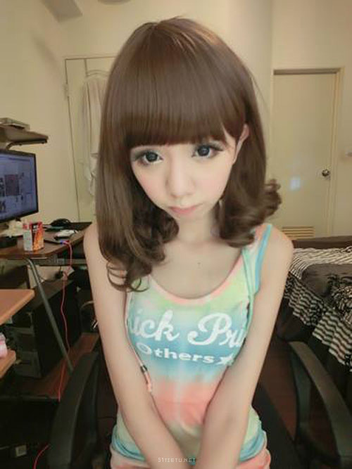 清新美女徐畅和徐畅户外白色连衣裙唯美私房照写真图片下载
