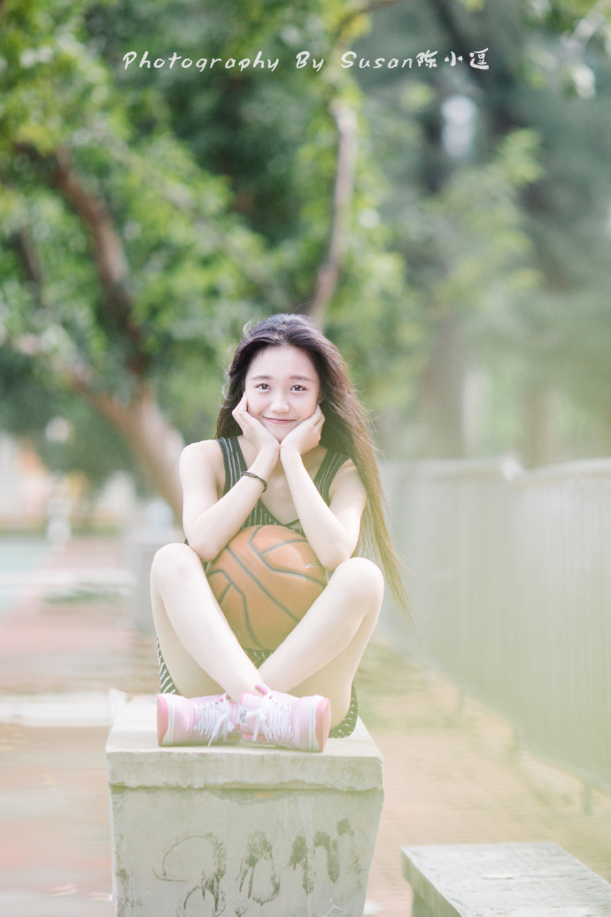 北师大校花樊玲性感美照