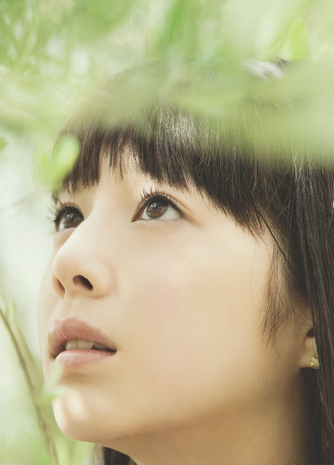 绝色妩媚美女教师 衣衫尽开美女教师诱惑