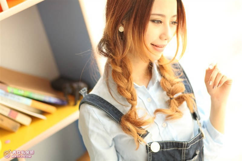 于欣桐氧气美女  明亮的大眼睛美女