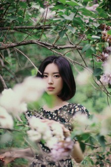 清新足球宝贝梁沛文户外写真热照
