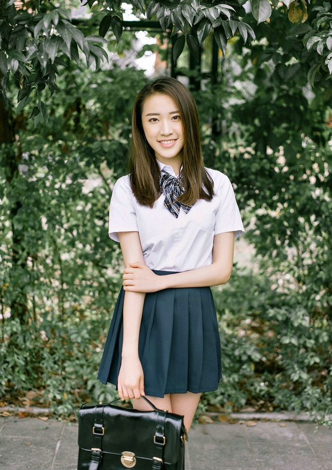 大眼美女 红衣教主  极品妹子