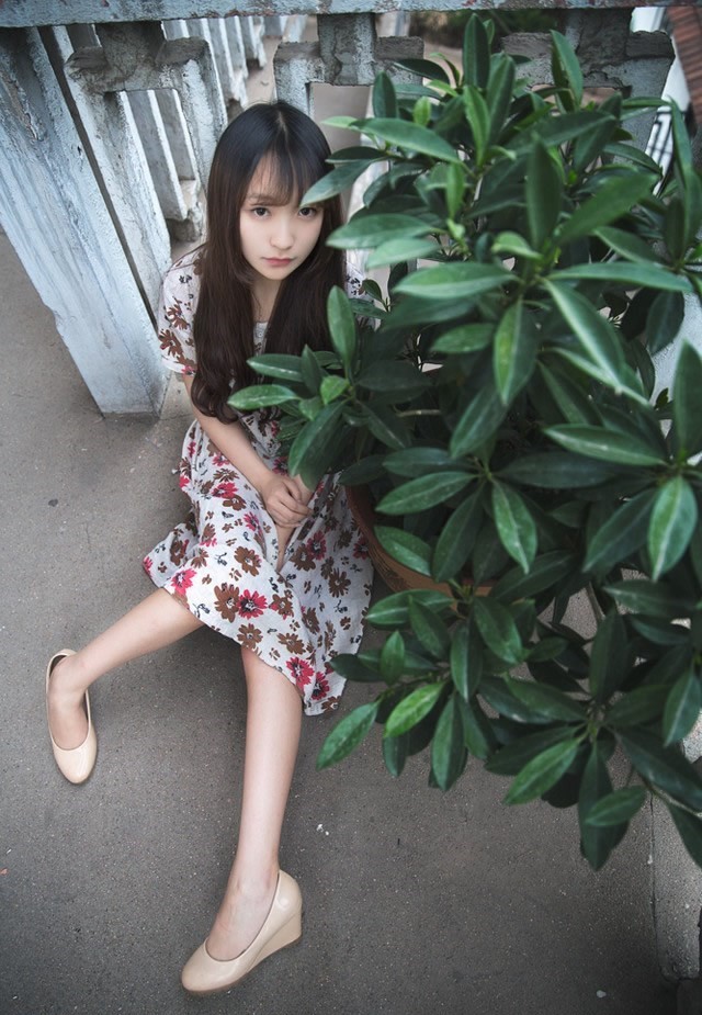 性感美女 惊艳模特 豹纹性感床上美女