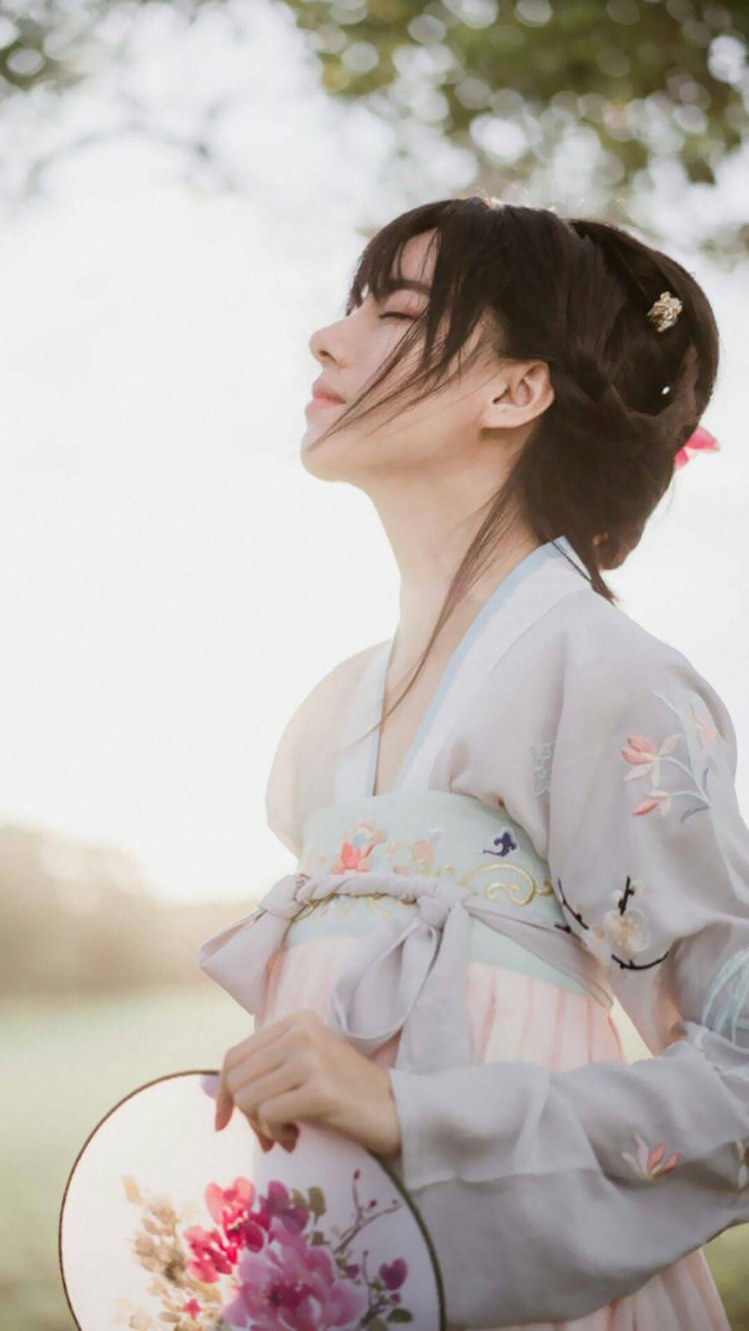 制服美女黑丝美腿撩人诱惑写真图片